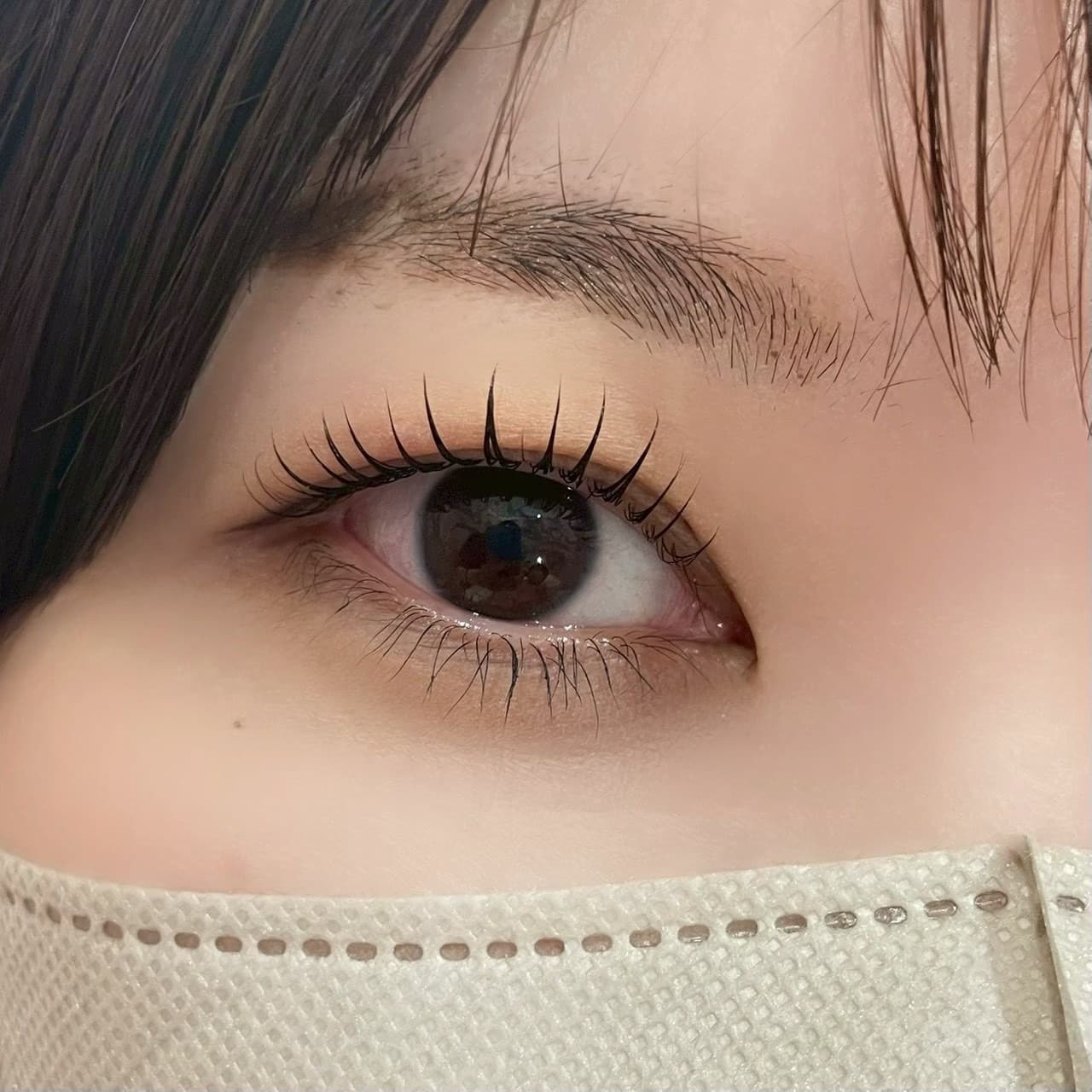 セパレートまつ毛パーマって何？毎日のメイクがラクになる目元デザインを解説